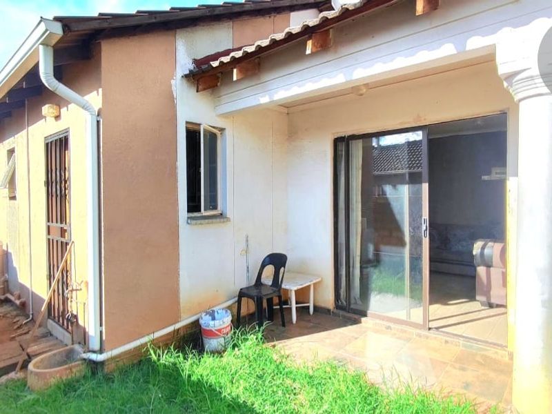 Warm and inviting Home - Photo 2