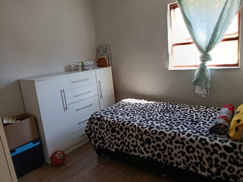 Stunning 3-Bedroom Apartment – Ideal Starter Home or Investment Opportunity - Photo 8