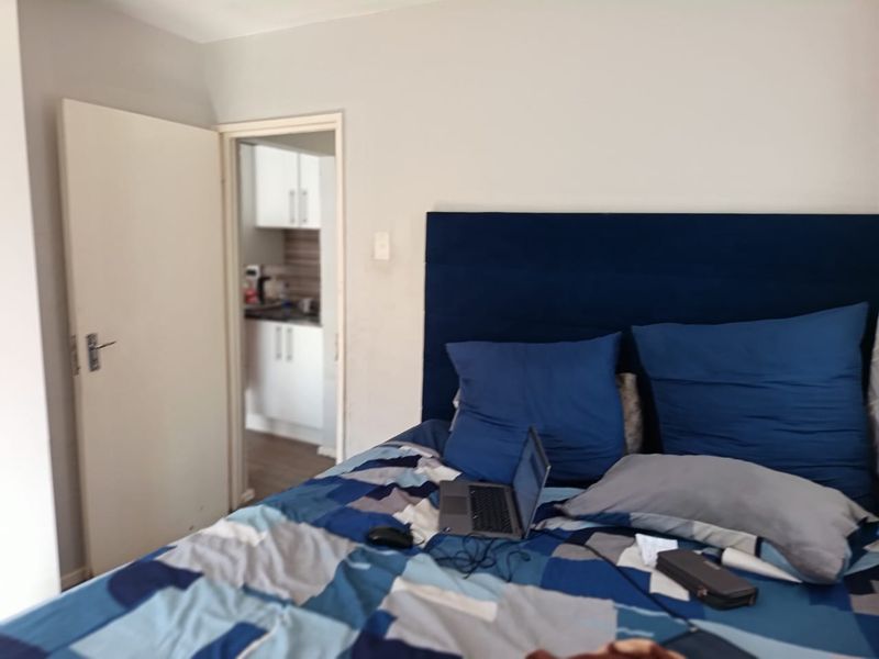 Stunning 3-Bedroom Apartment – Ideal Starter Home or Investment Opportunity - Photo 7