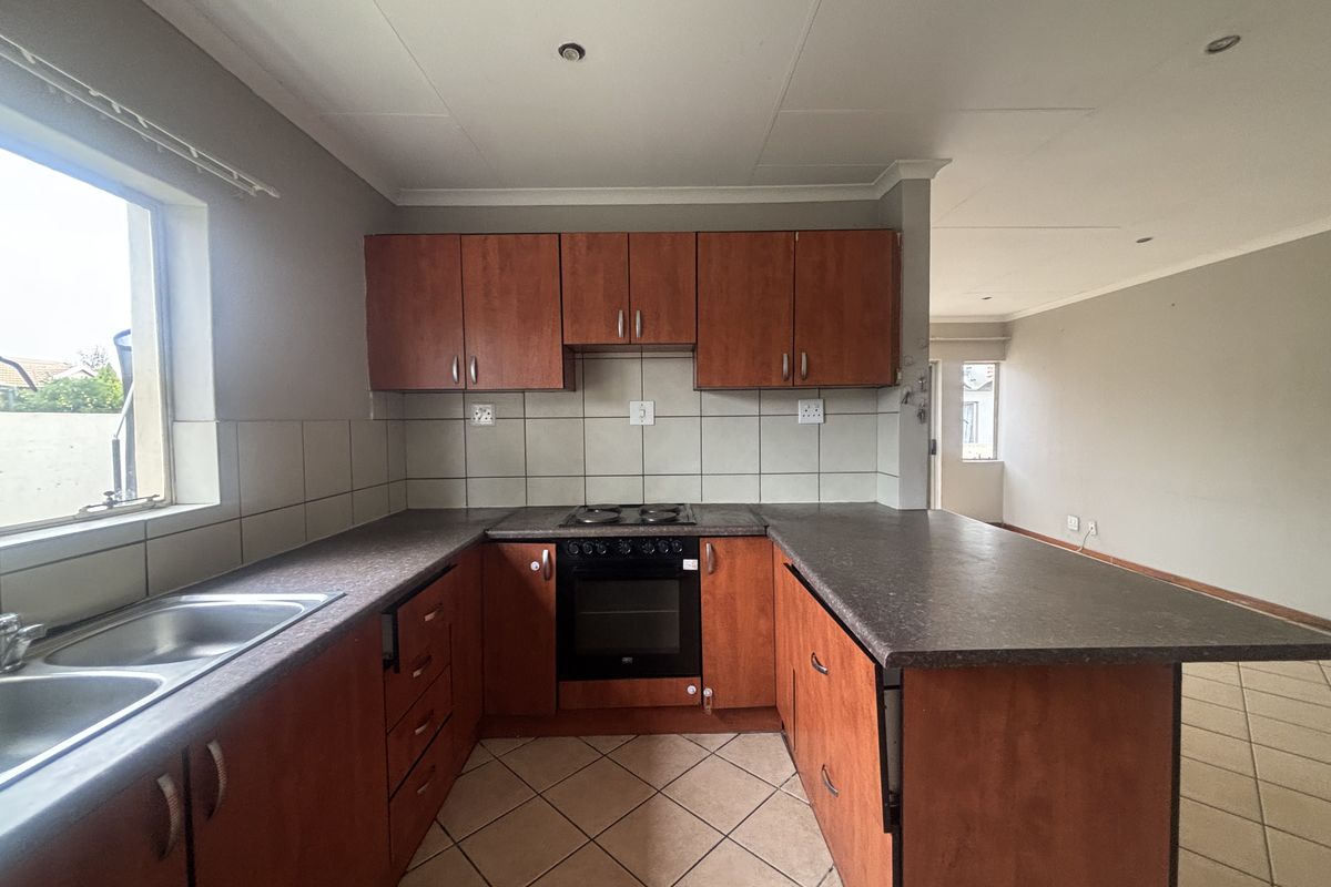 Tuscan Full Title For Sale - Photo 3