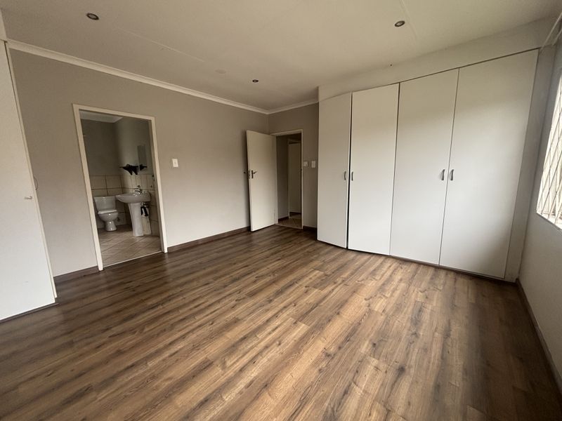 Tuscan Full Title For Sale - Photo 7