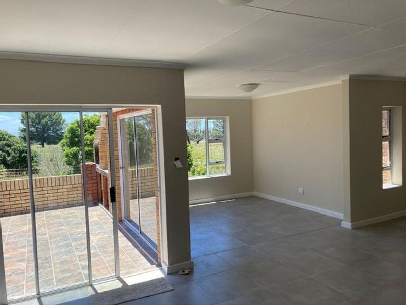 3 Bedroom town house - Lovemore Heights - Photo 6