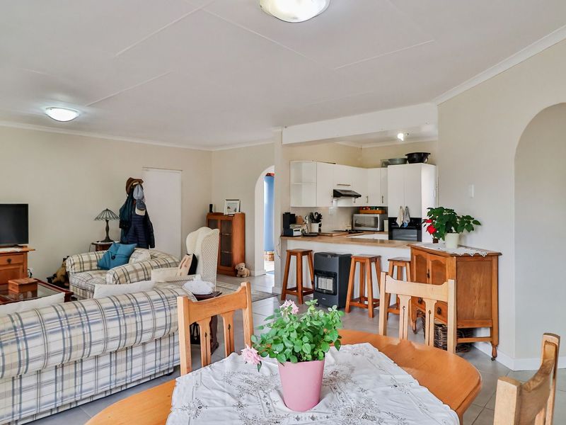 3 Bedroom town house - Lovemore Heights - Photo 6