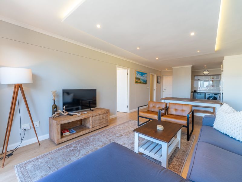 Sun, Style & Seriously Easy Living – Port St Francis - Photo 4