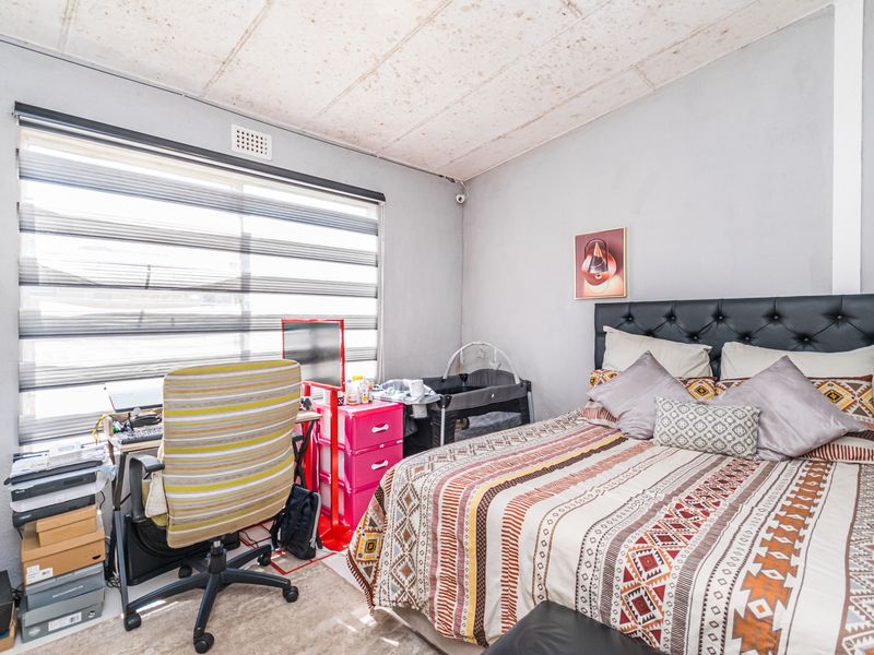 3 Bedroom Townhouse | Florida Roodepoort - Photo 7