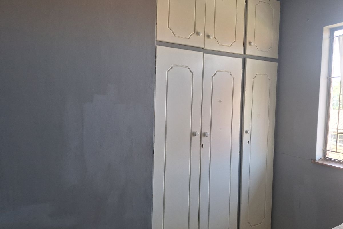 Charming Starter Home in Peaceful Lincoln Meade - Photo 4