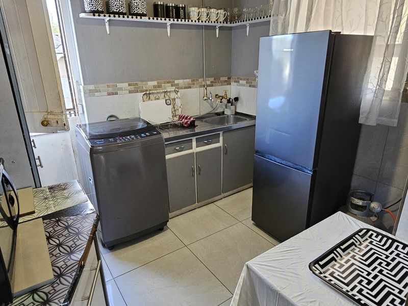 Well-Priced 2 Bedroom Home You Don’t Want to Miss in Swellendam - Photo 6