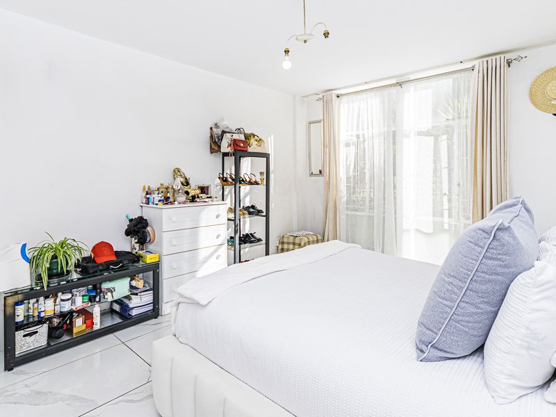 Spacious 2 Bedroom Apartment For Sale | Florida Roodepoort - Photo 10