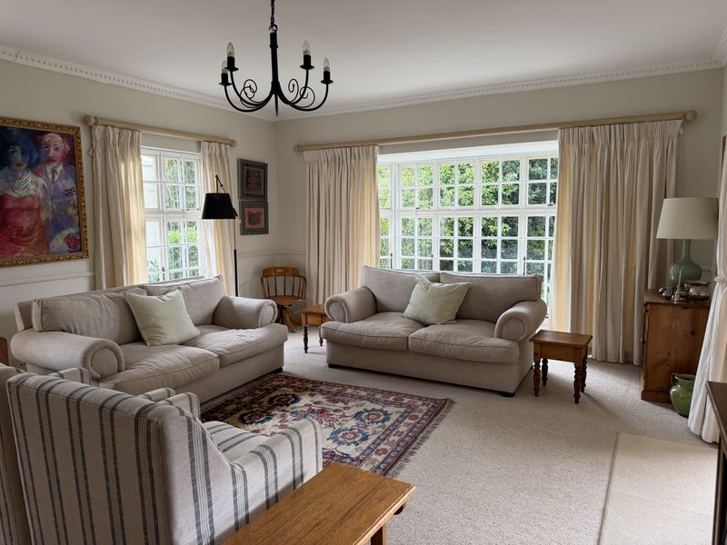 Charming Family Living with Space, Versatility & Timeless Appeal in Wembley - Photo 4