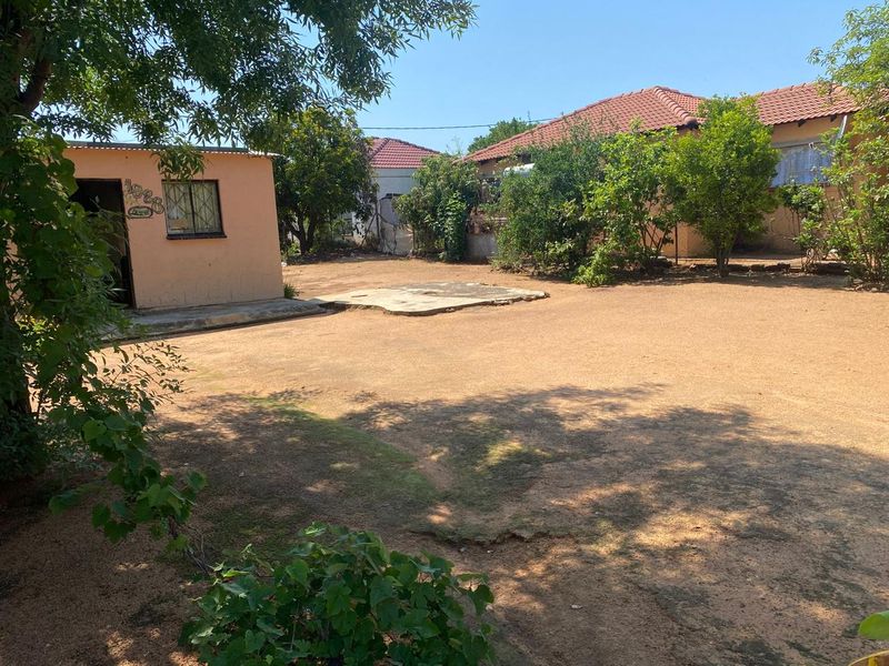 AFFORDABLE HOME IN MONNAKATO!!! - Photo 2