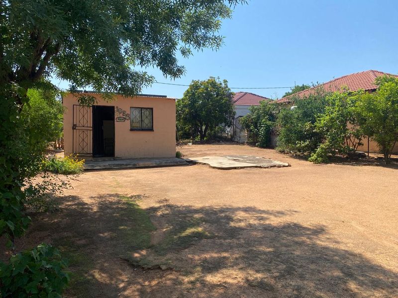 AFFORDABLE HOME IN MONNAKATO!!! - Photo 3