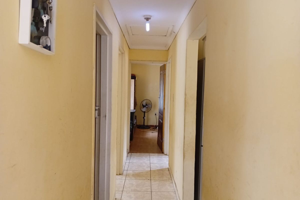 Three Bedroom House For Sale In Mmabatho - Photo 3