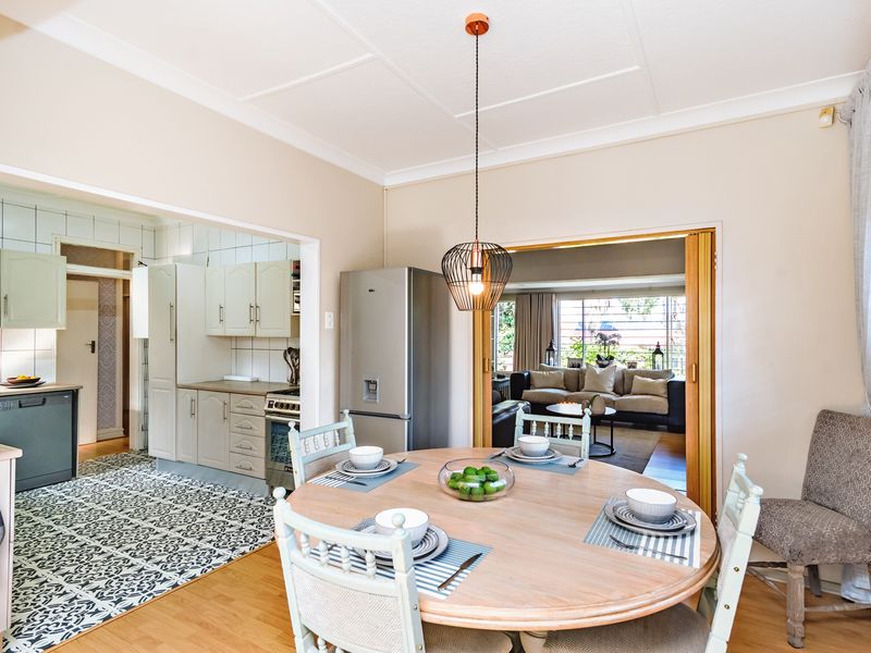 Prepare to Fall in Love - Beautiful Home - Immaculately Kept With Caravan Port - Photo 10