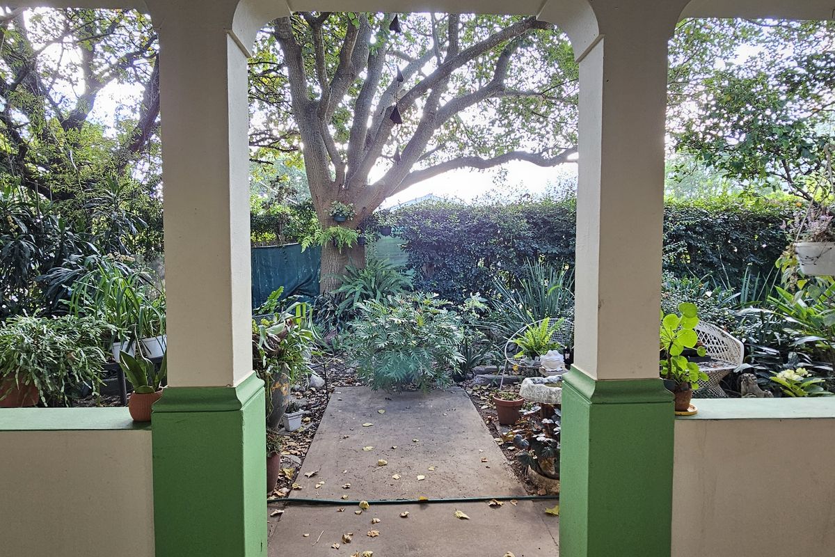 Riverfront 5-Bedroom Property with Business Potential in Central Swellendam - Photo 5