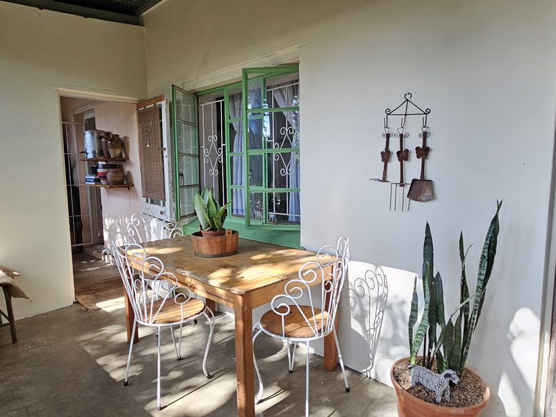 Riverfront 5-Bedroom Property with Business Potential in Central Swellendam - Photo 5