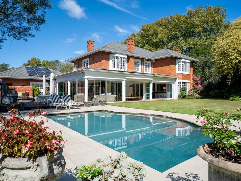 Exceptional Property on over 4 level Acres - Photo 2