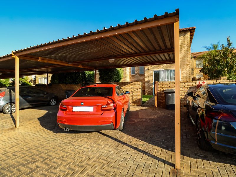 Well-Priced 2-Bedroom Townhouse in Heuwelsig Estate, Centurion! - Photo 2