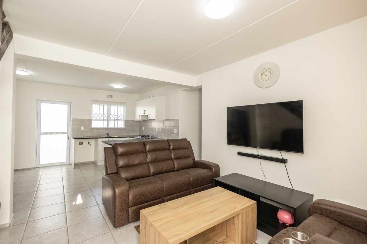 Perfect First Home – Property 24, Bardale Living Estate - Photo 4