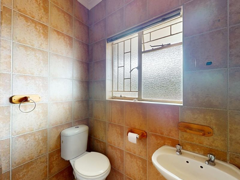 Harcourts Live Luxury NON- Distressed Auction – Bidding Starting from R470,000 - Photo 9