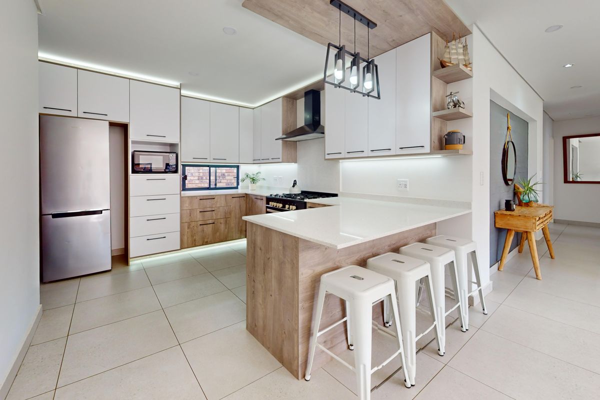 Ultra Modern Full Title Home Situated In Secure Complex! - Photo 5