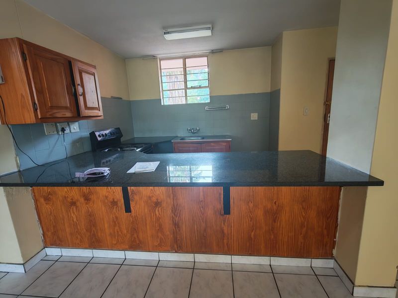 Neat & Secure 1.5 Bedroom Apartment to Rent in Gezina - Photo 2