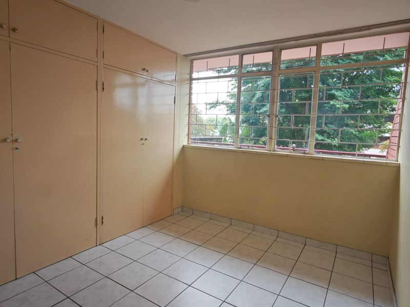 Neat & Secure 1.5 Bedroom Apartment to Rent in Gezina - Photo 10