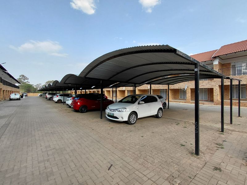First Floor unit Oudorp Klerksdorp - Photo 9
