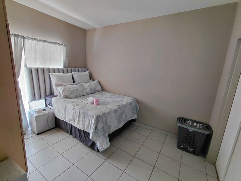 First Floor unit Oudorp Klerksdorp - Photo 5