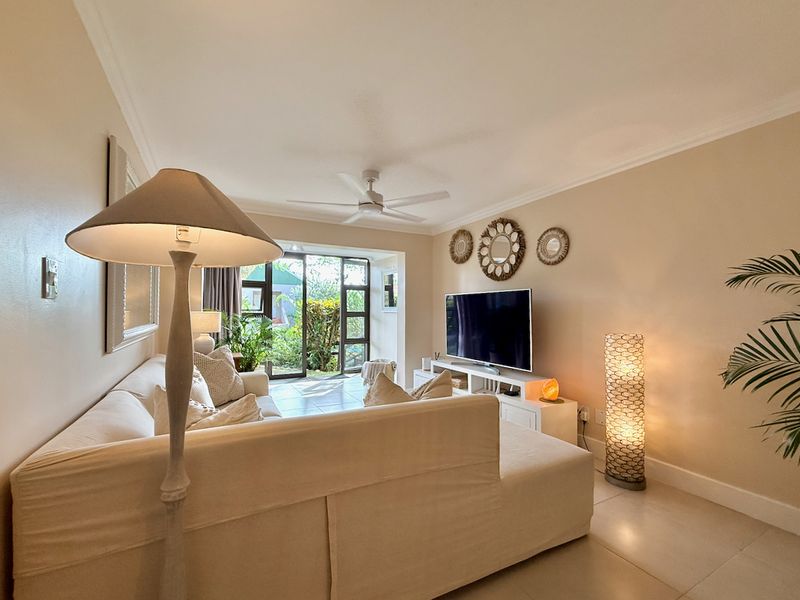 Modern Coastal Retreat - Photo 5