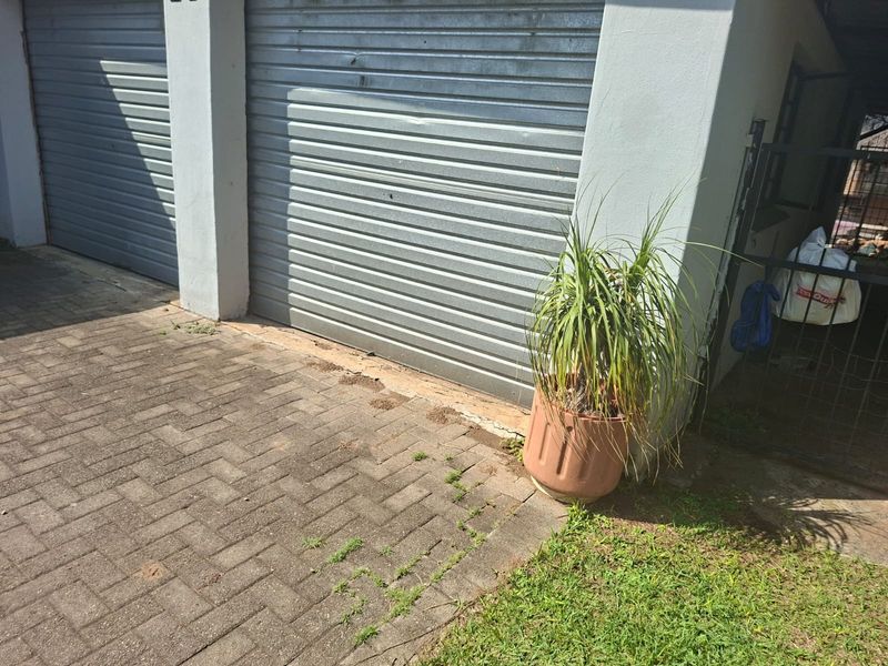 A Family Home with Hidden Potential & Lifestyle Living - Photo 3