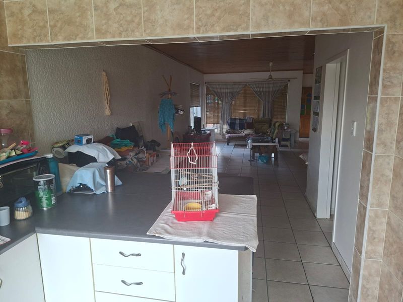 A Family Home with Hidden Potential & Lifestyle Living - Photo 5