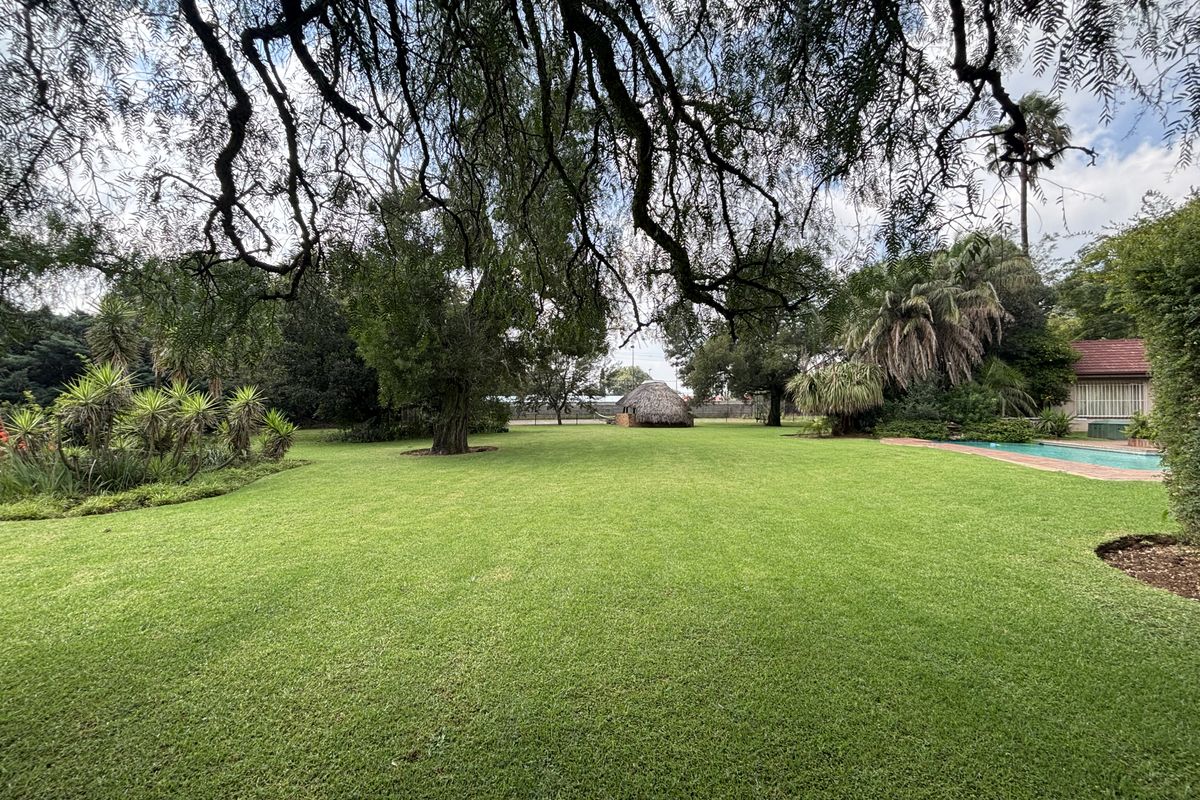 Discover an exceptional opportunity in the sought-after area of Bredell - Photo 5