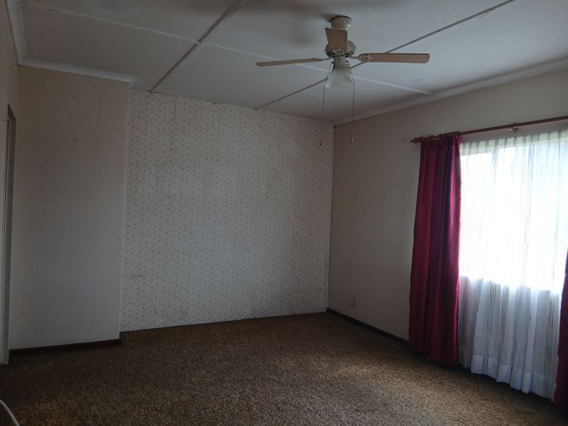 Smart Buy in a Prime Industrial Hub - Photo 8