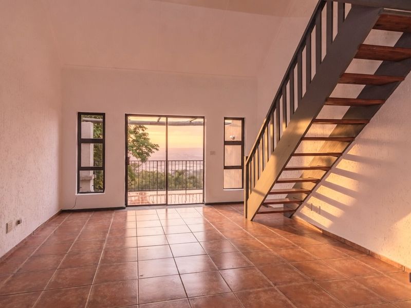 Charming Townhouse For Sale With Scenic Views - Photo 6