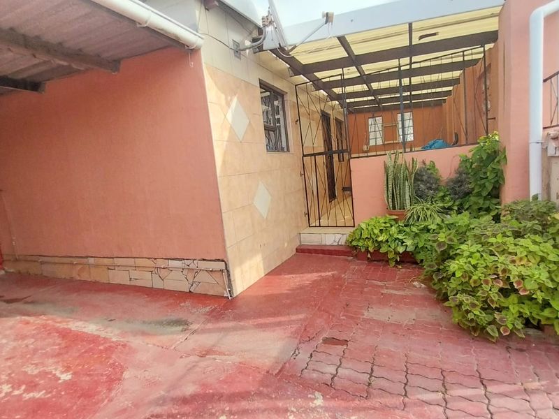 4 Bedroom house for sale in Buffalo Flats - Photo 4