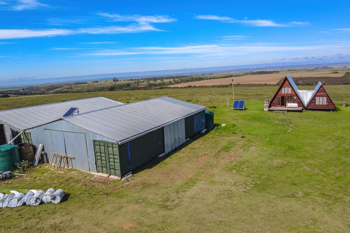ONSITE AUCTION - Your Perfect Coastal Escape — 47 Ha Hobby Farm in Humansdorp | EC - Photo 5