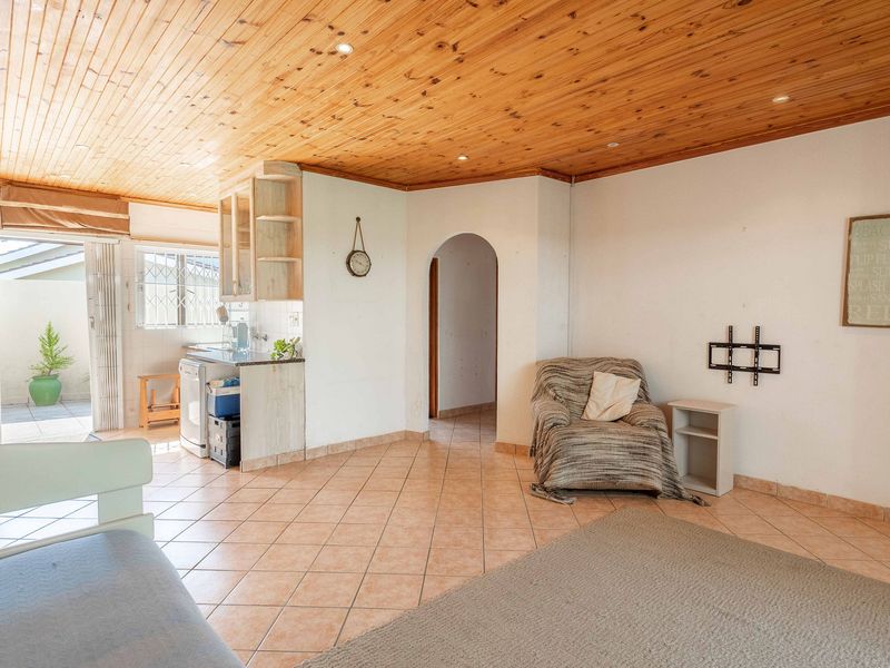 Luxury Harcourts Auction - Bidding to start from R 1 150 000 and UP! - Photo 9