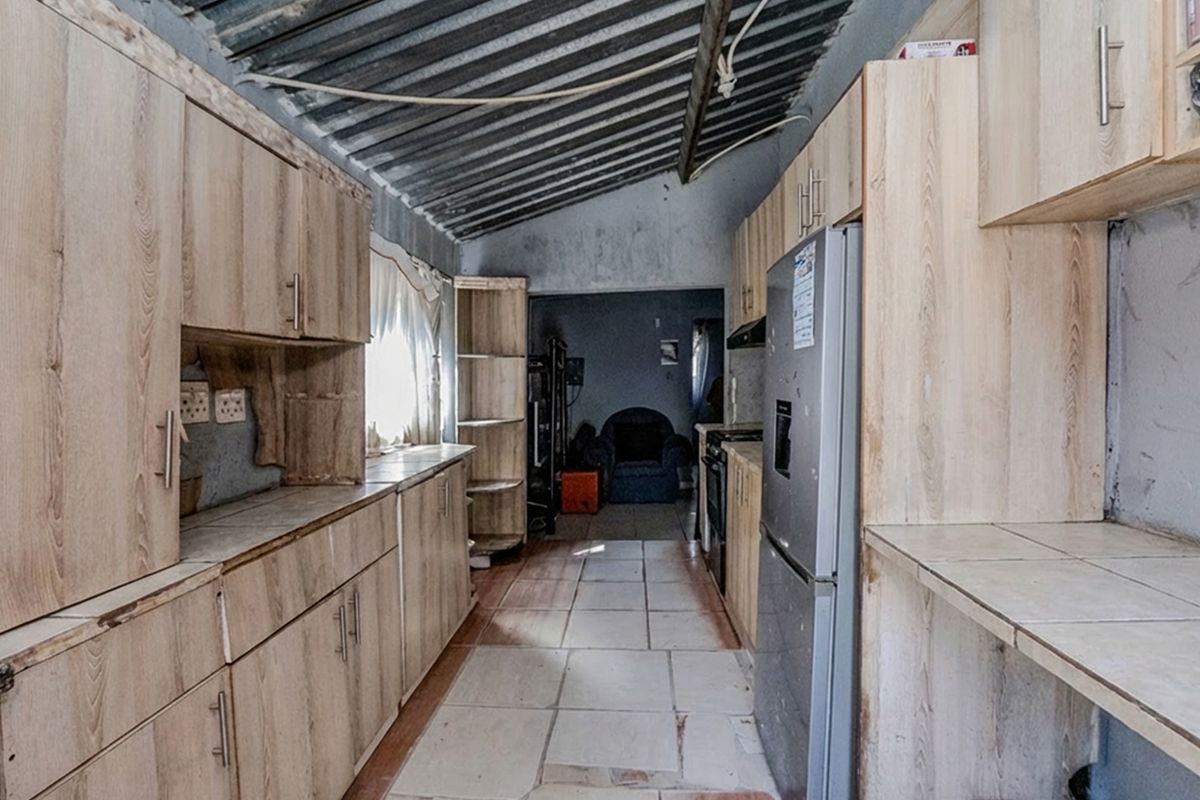 Calling All Investors - Photo 4