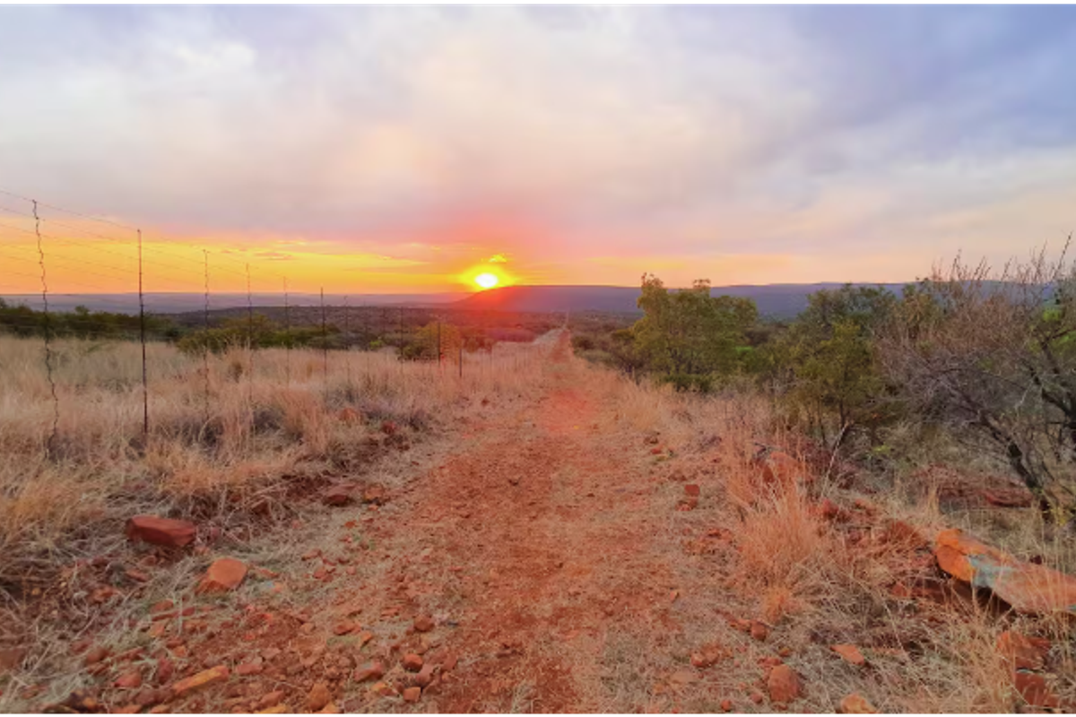 Excellent Game Farm and Lodge - Photo 3