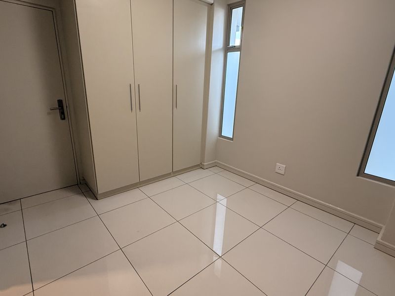 Modern Executive Living in the Heart of the City - Photo 9