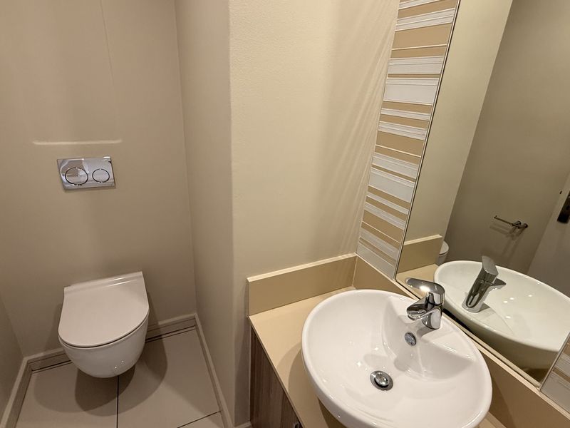 Modern Executive Living in the Heart of the City - Photo 10