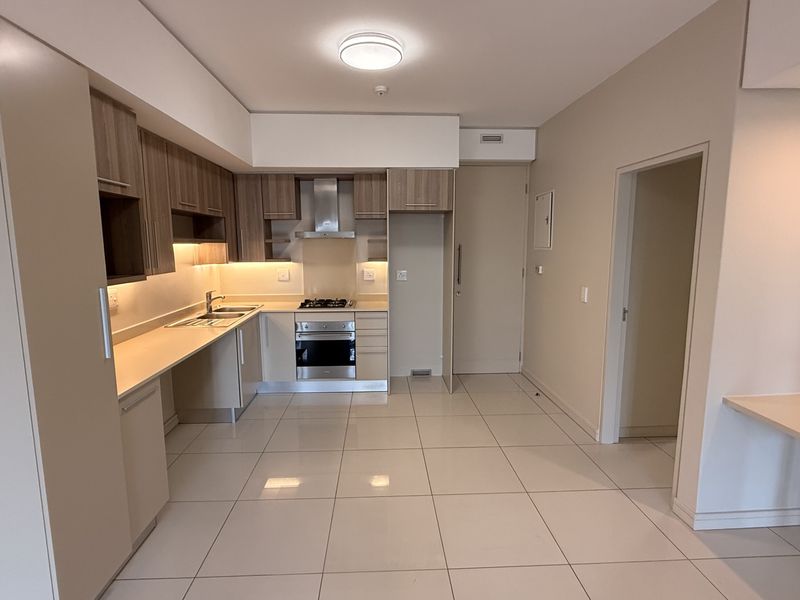 Modern Executive Living in the Heart of the City - Photo 2