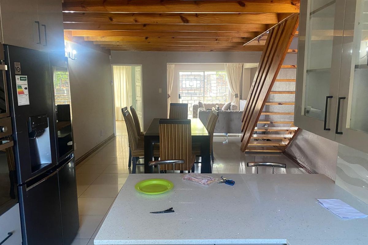 Sophisticated Double-Storey Sanctuary in Illiondale’s Deluxe Complex - Photo 3