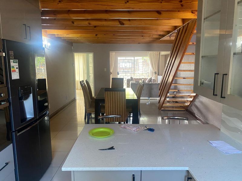 Sophisticated Double-Storey Sanctuary in Illiondale’s Deluxe Complex - Photo 3