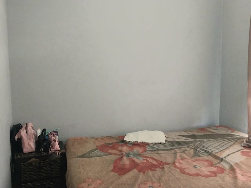 3 bedroom family home in Amalinda - Photo 9