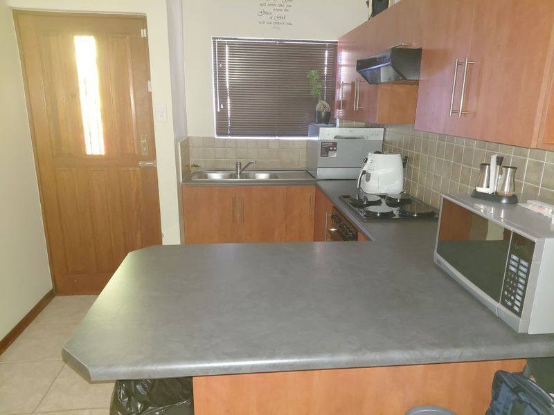 2 Bedroom apartment for sale! - Photo 7