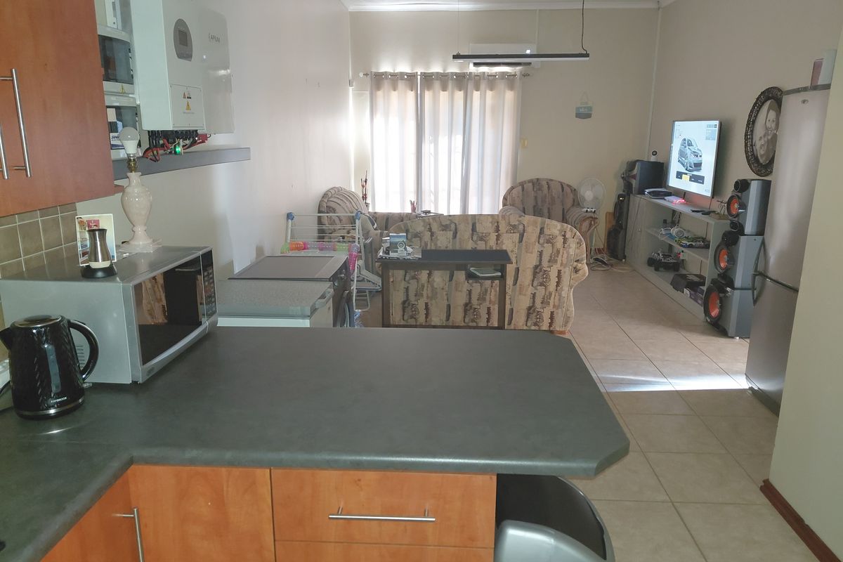 2 Bedroom apartment for sale! - Photo 5