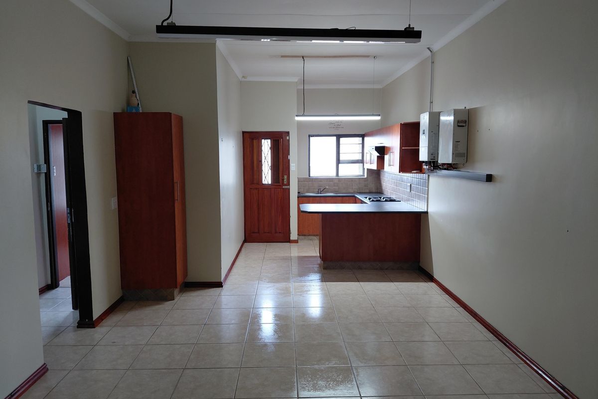 2 Bedroom apartment for sale! - Photo 5