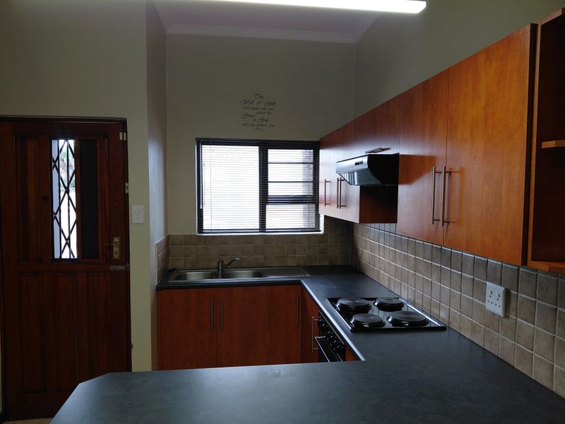 2 Bedroom apartment for sale! - Photo 10