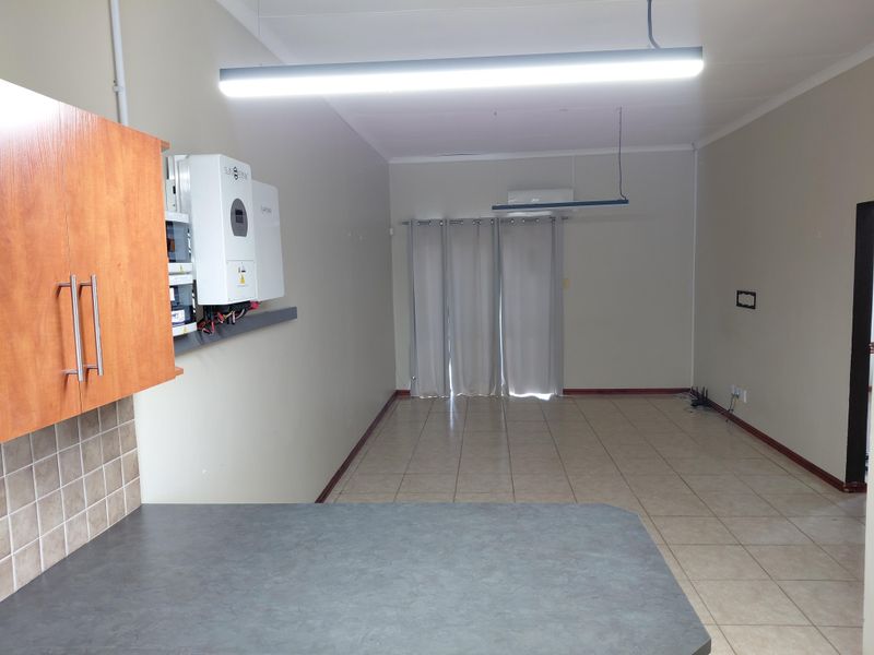 2 Bedroom apartment for sale! - Photo 9
